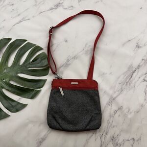 Baggallini Cross Body Purse Bag Red Gray Color Block Nylon Zipper Pockets